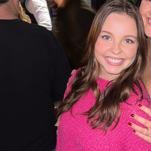 Meet your Posher, Elyse